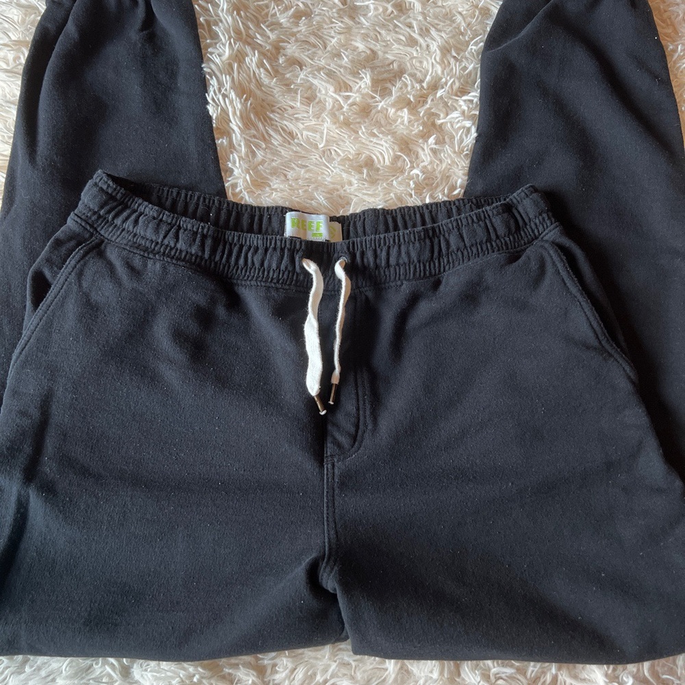 Reef sweatpants